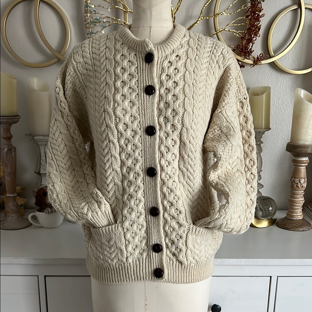 Vintage 100% Wool Irish Fisherman Sweater Cardigan in Cream, size S